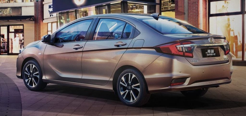 2016 Honda Greiz Rear