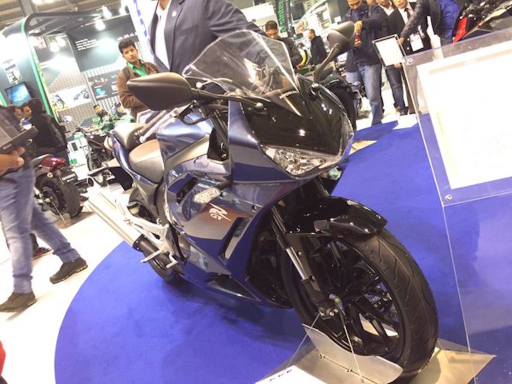 2016 Hyosung GT300R EICMA