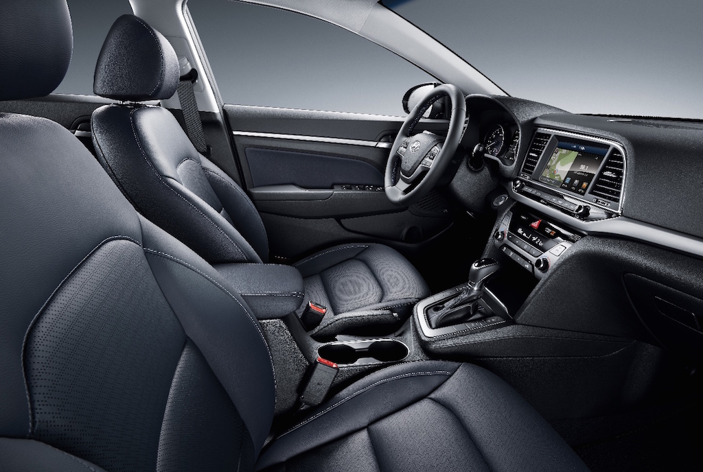 2016 Hyundai Elantra Interior