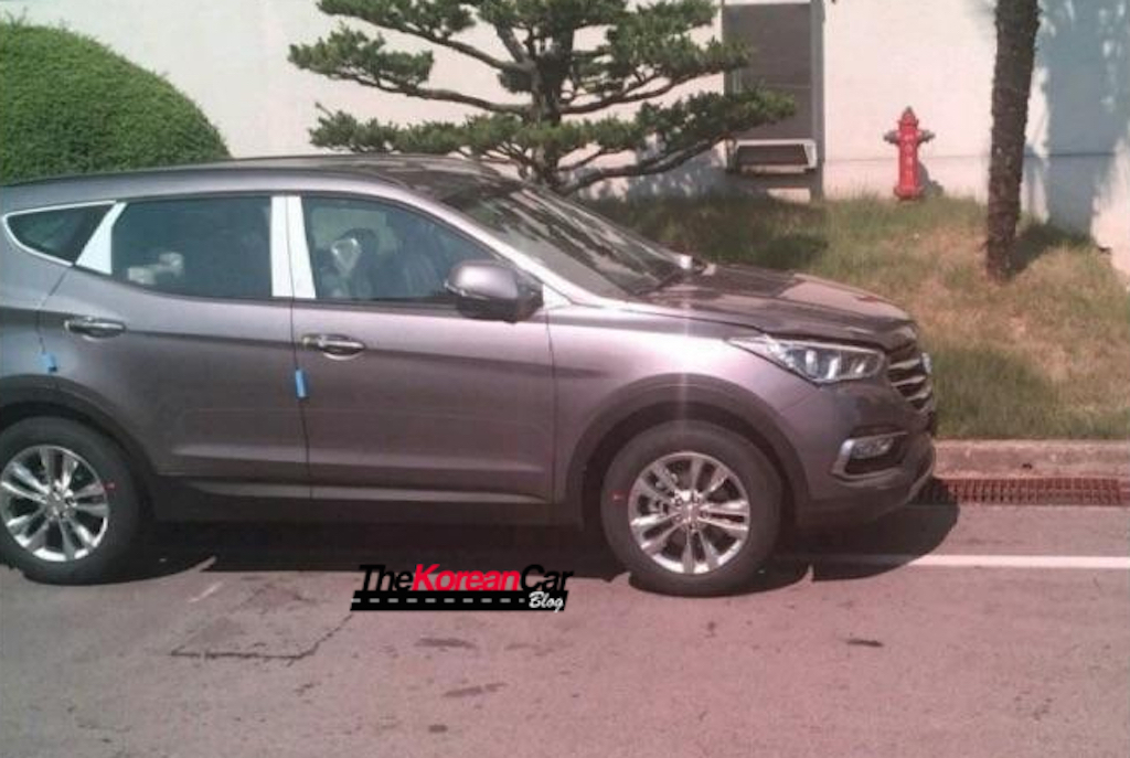 2016 Hyundai Santa Fe Facelift Undisguised Rear