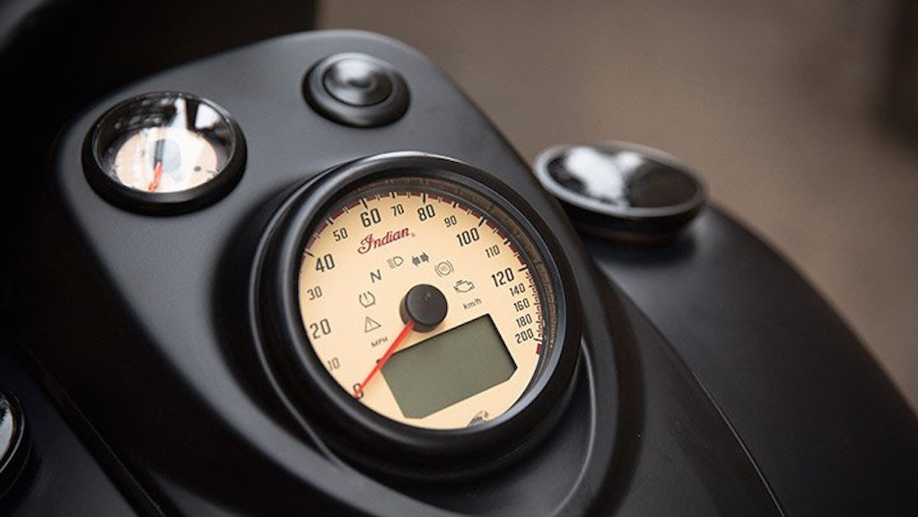 2016 Indian Chief Dark Horse Instrument Cluster