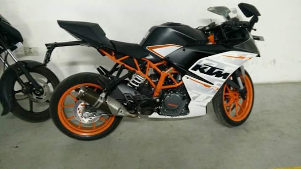 2016 KTM RC 390 India Spy Shot