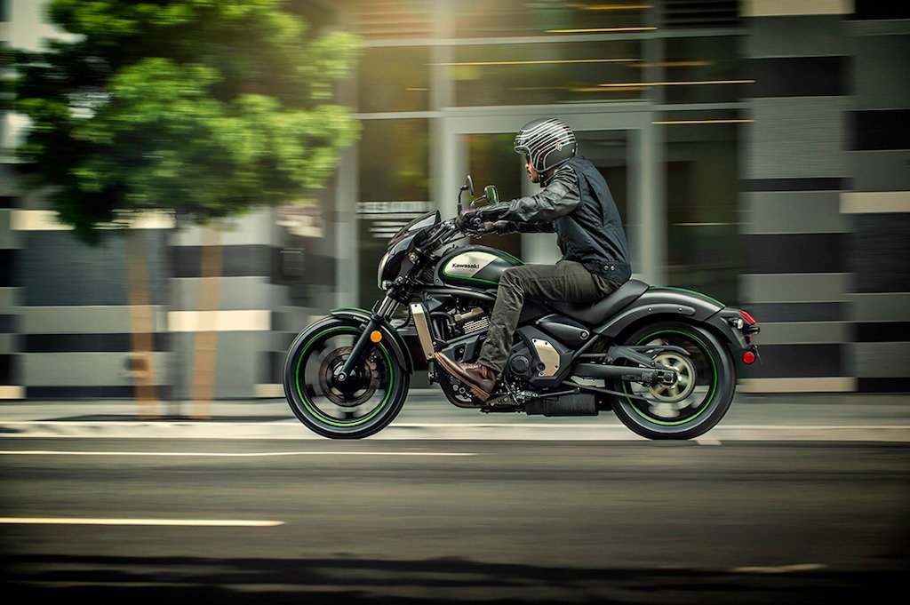 Kawasaki Reveals Vulcan Cafe & SE Special Edition For MY2016