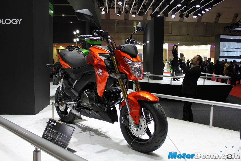 16 Kawasaki Z125 Officially Unveiled Is Small Fast Agile Video