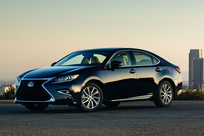 2016 Lexus ES300 H Main