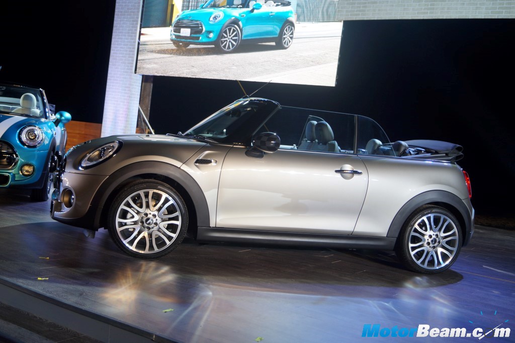 2016 MINI Convertible S Launch Side