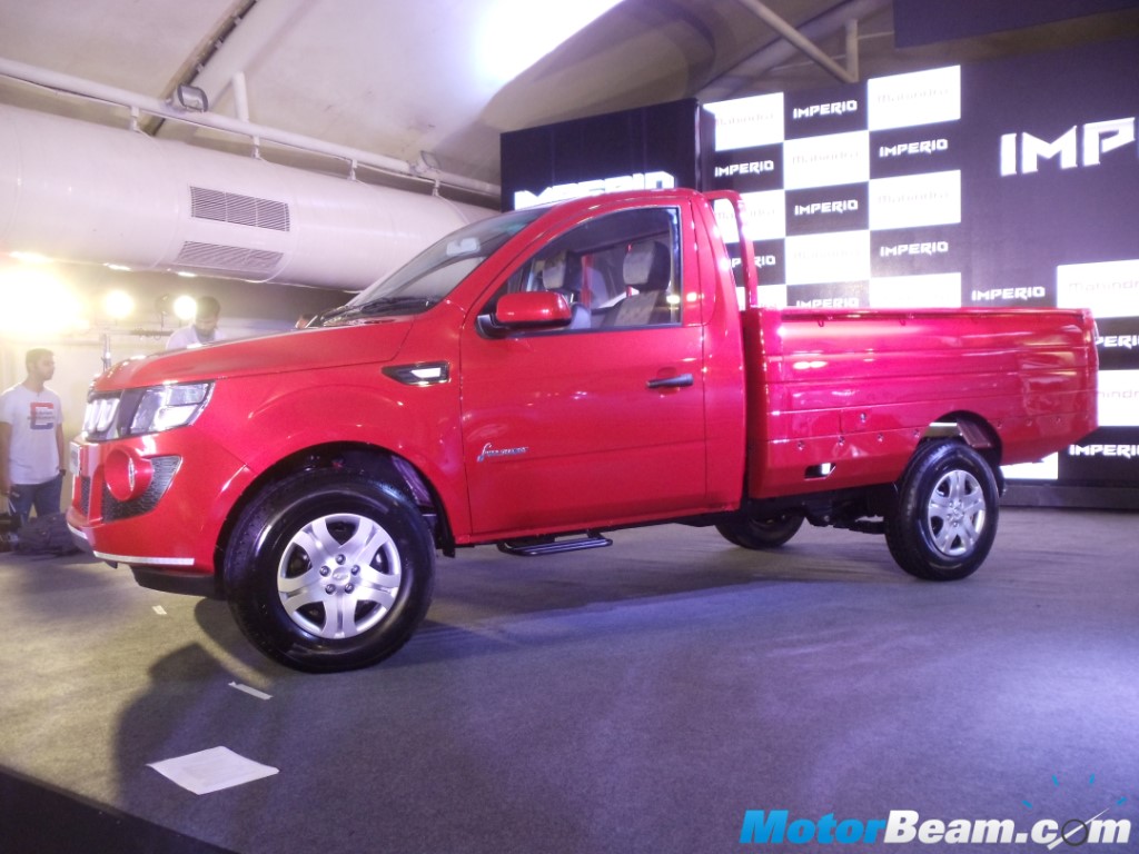 2016 Mahindra Imperio Side