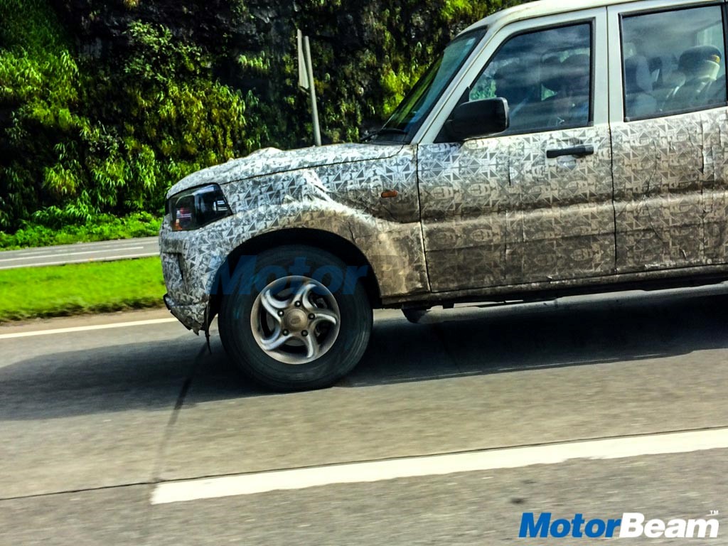 2016 Mahindra Scorpio Pik Up Spied