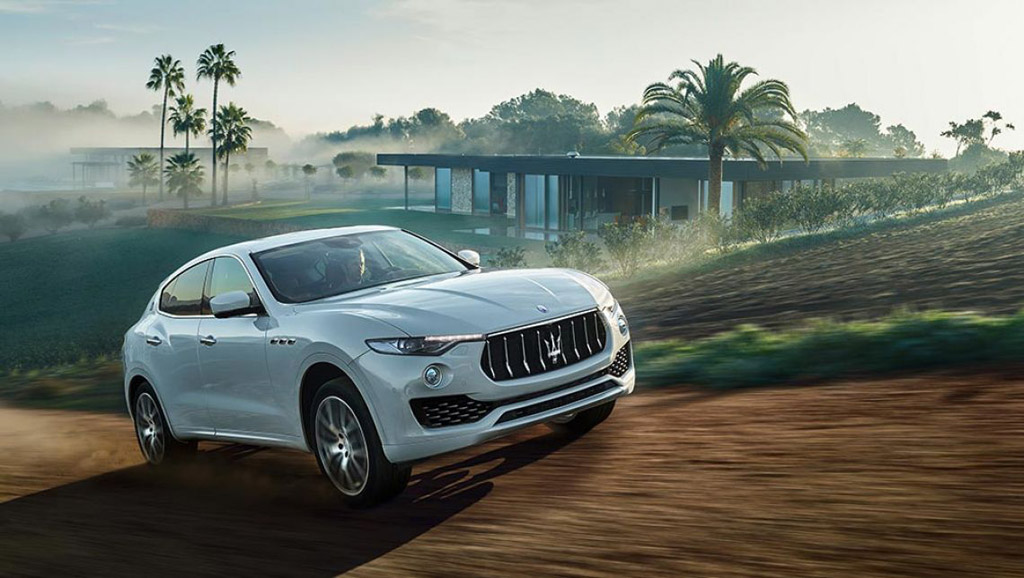 2016 Maserati Levante Front