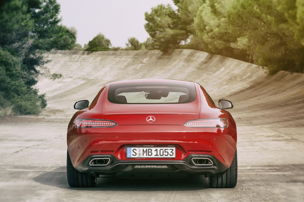 2016-Mercedes-AMG-GT-Rear