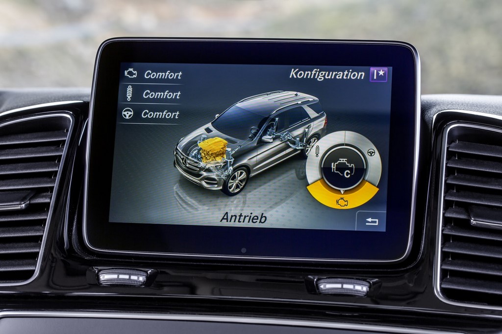 2016 Mercedes Benz GLE Infotainment Screen