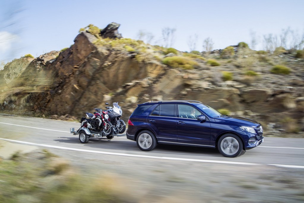 2016 Mercedes Benz GLE Side
