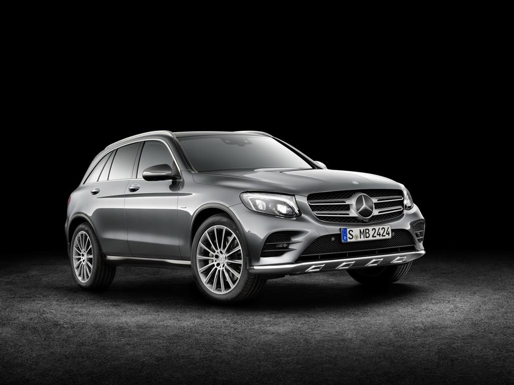 2016 Mercedes GLC Unveiled