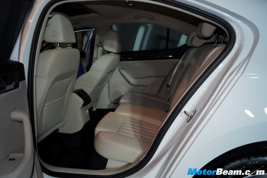 2016 Skoda Superb Rear Seat