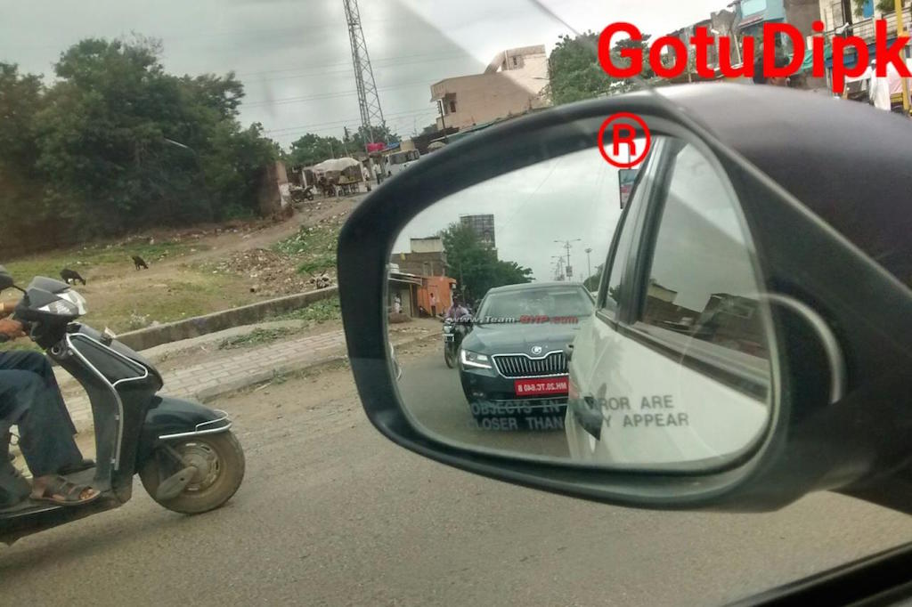 2016 Skoda Superb Testing India