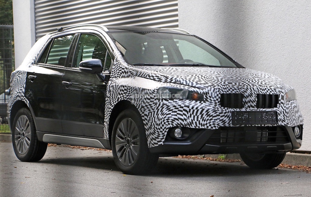 2016 Suzuki SX4 S-Cross Facelift Front Spy Shot