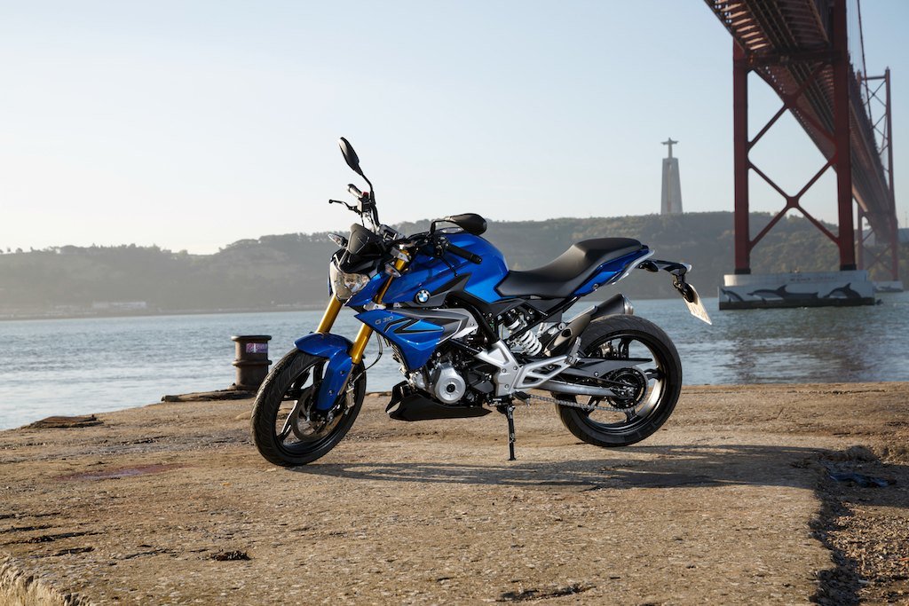 2016 TVS BMW G310R Roadster