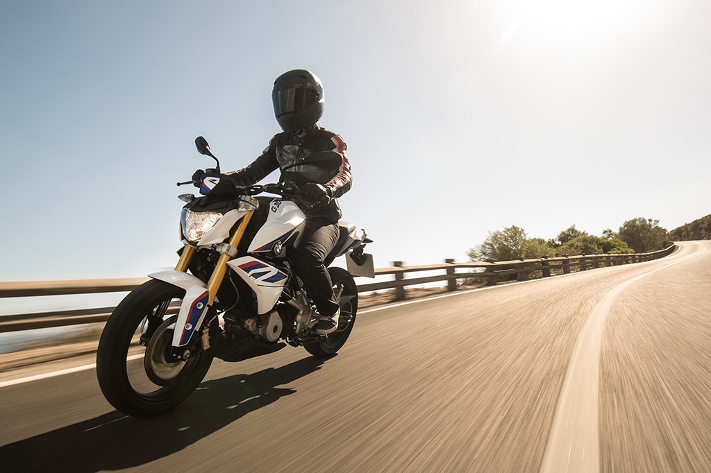 2016 TVS BMW G310R Wallpaper