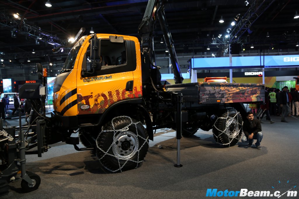 2016 Tata Ultra 1415 Side