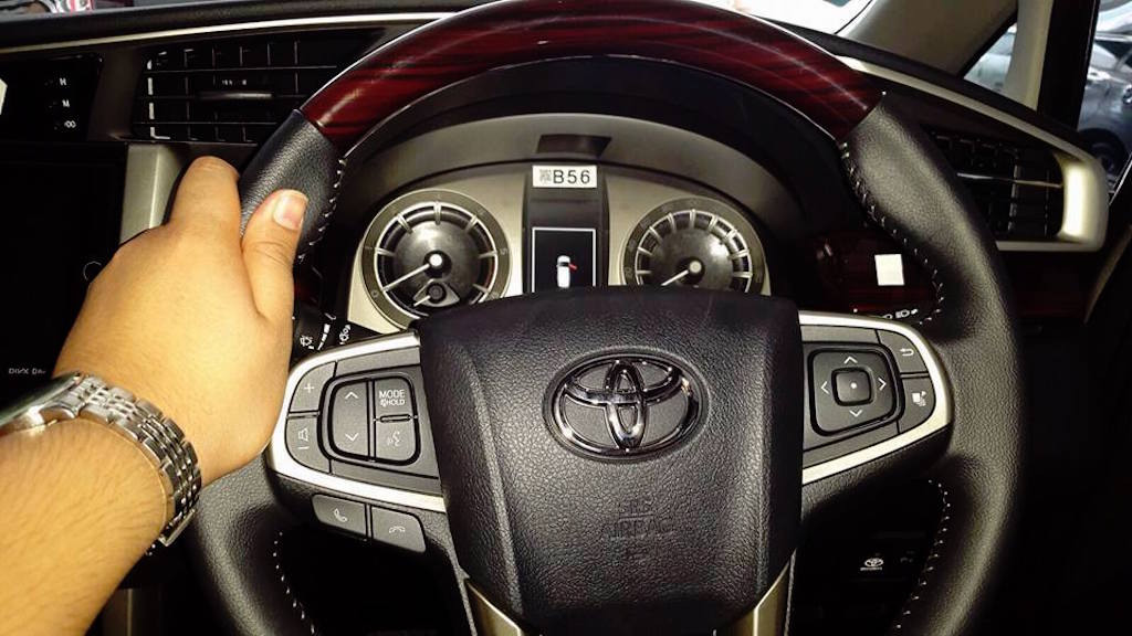 2016 Toyota Innova Steering Wheel