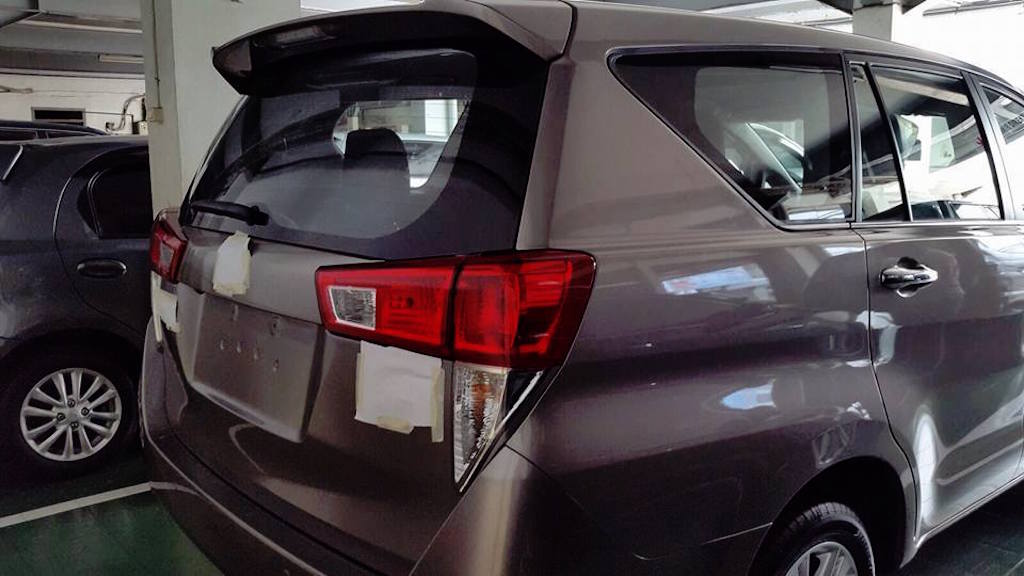 2016 Toyota Innova Tail Lights