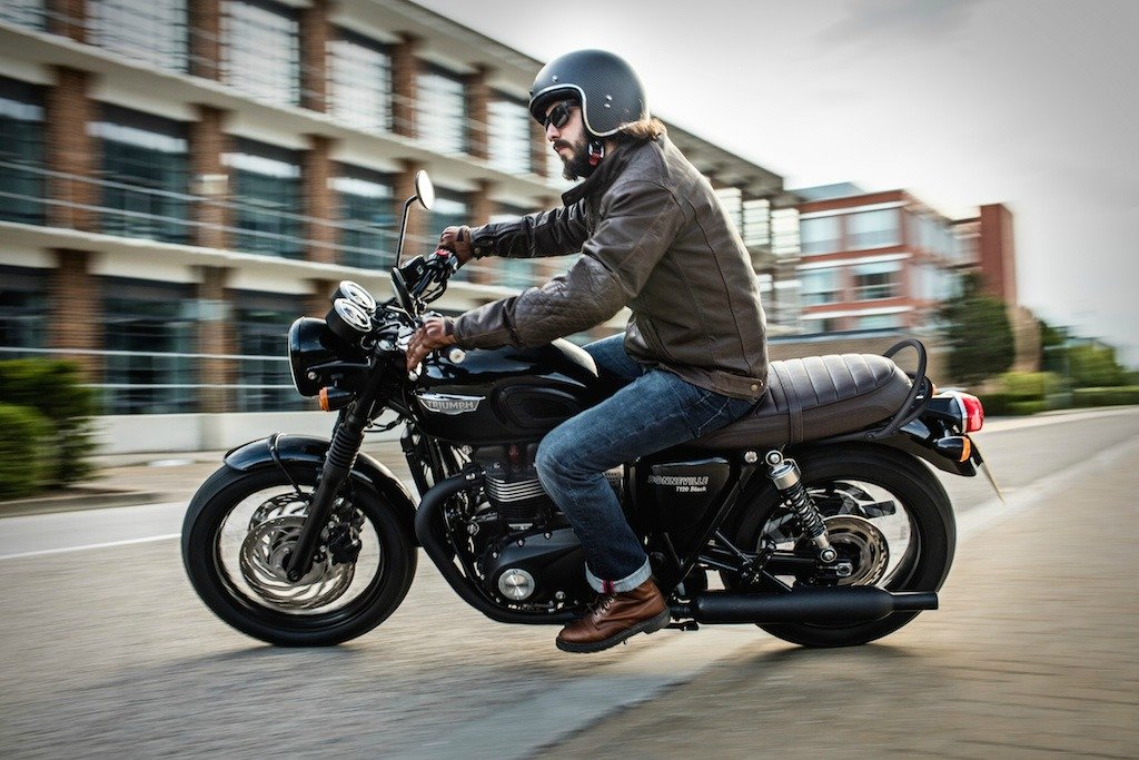 2016 Triumph Bonneville T120 Black