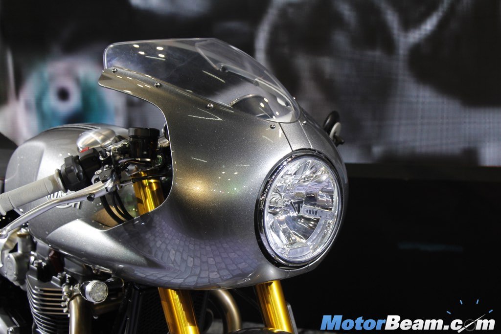 2016 Triumph Thruxton R Headlight