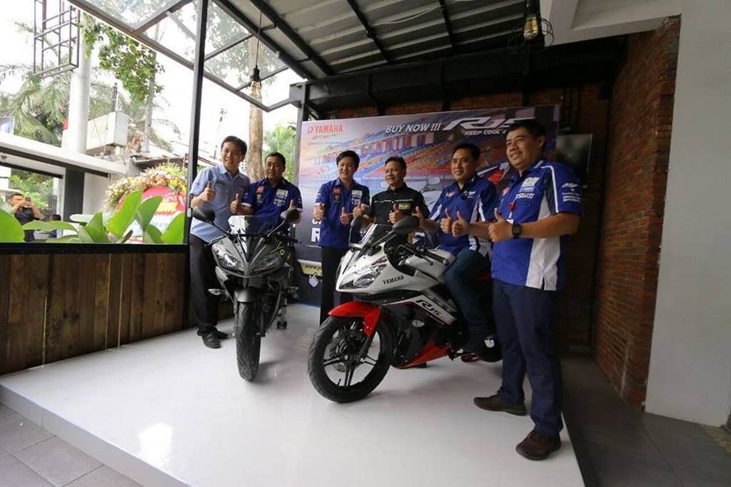 2016 Yamaha R15 Indonesia