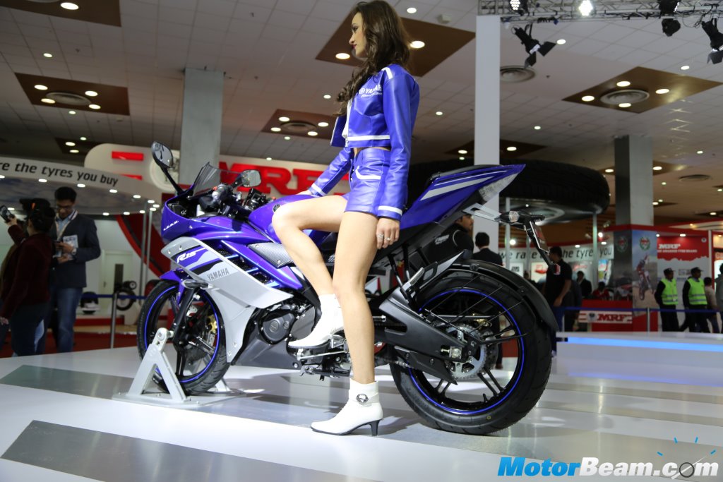 2016 Yamaha R15 V2 Blue Rear