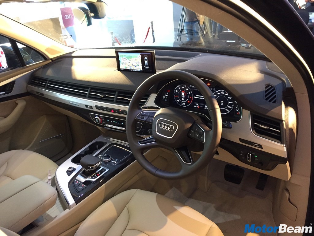 2017 Audi Q7 Petrol Starts At Rs 67 76 Lakhs Motorbeam