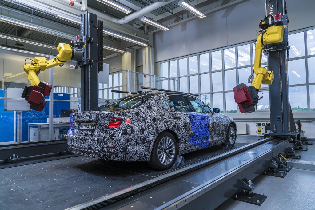 2017 BMW 5-Series Prototype Test