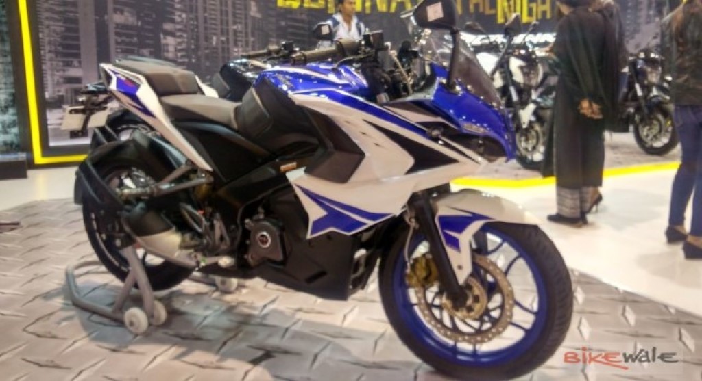 2017 Bajaj Pulsar RS 200 India