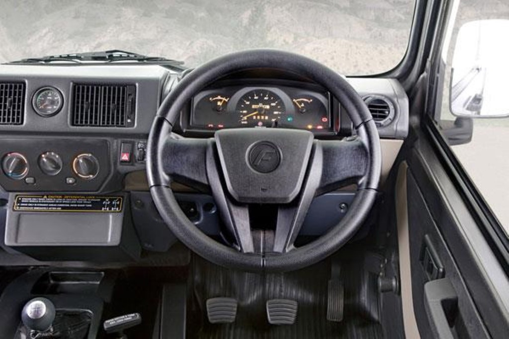 2017 Force Gurkha Interior
