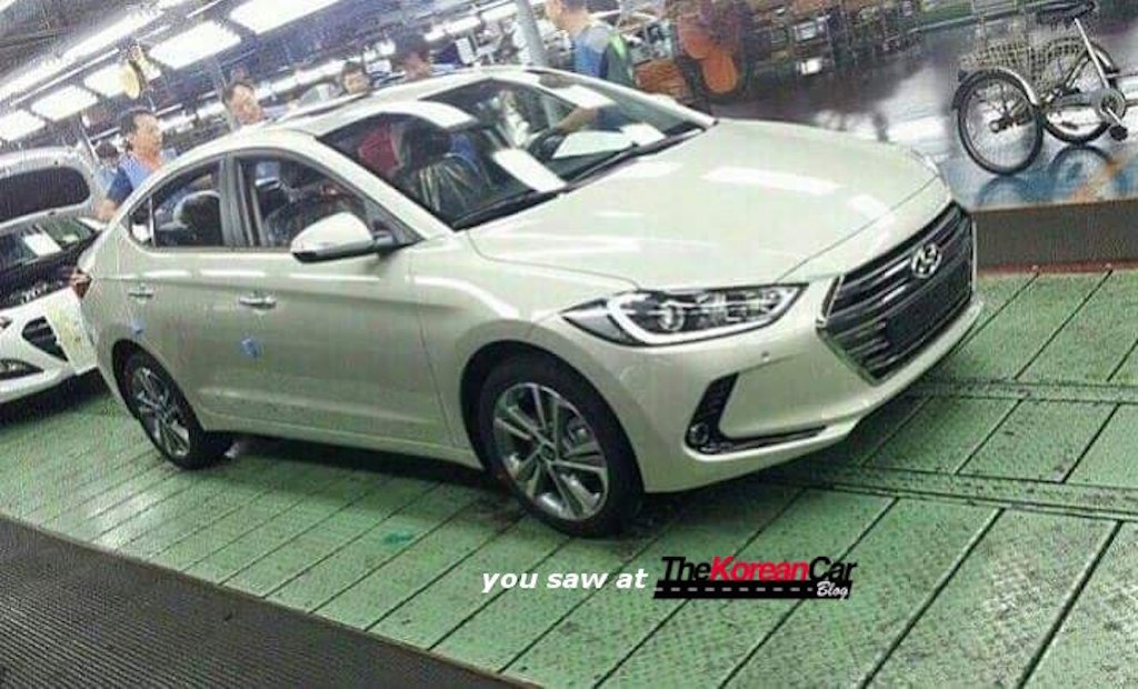 2017 Hyundai Elantra Leaked Design