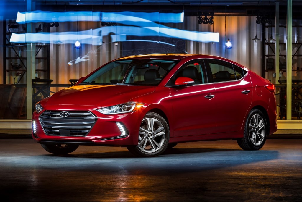 2017 Hyundai Elantra Wallpaper