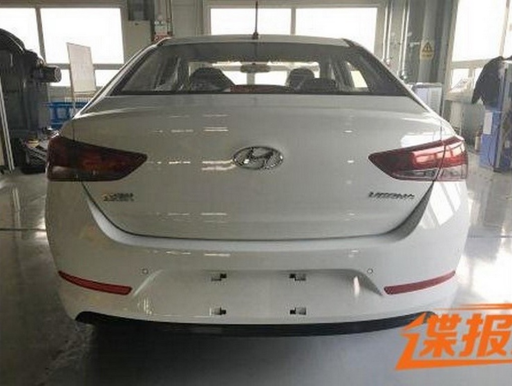 2017 Hyundai Verna Rear Taillights