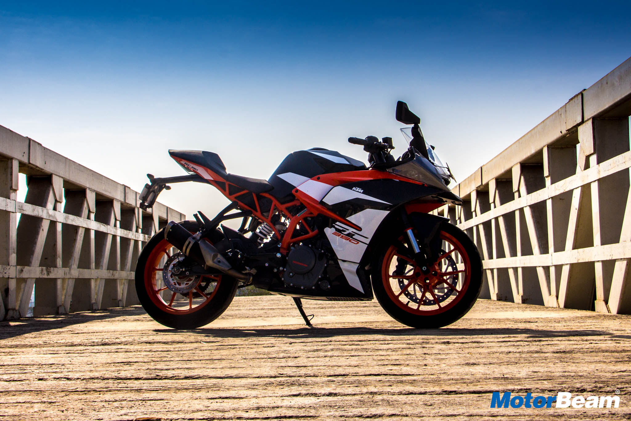 2017 KTM RC 390 Review