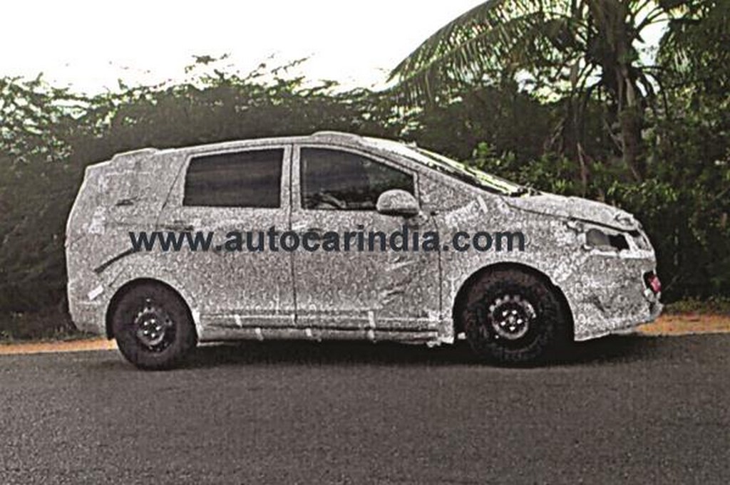 2017 Mahindra MPV Spotted