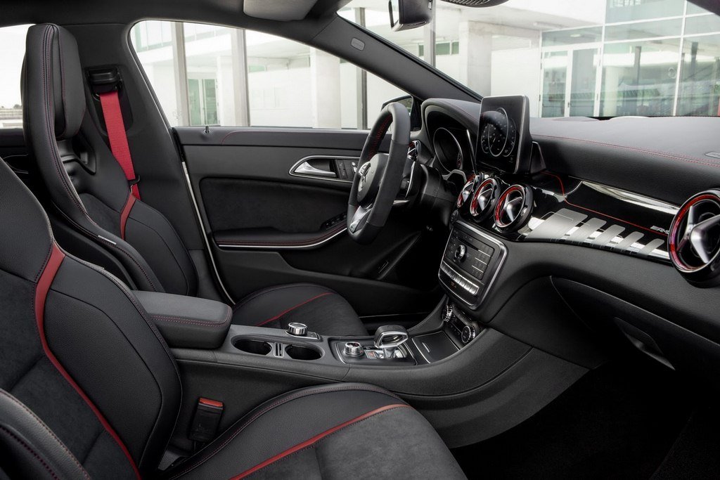 2017 Mercedes CLA Interior