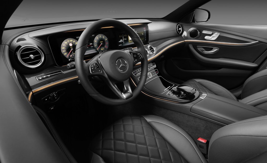 2017 Mercedes E-Class Dashboard Black