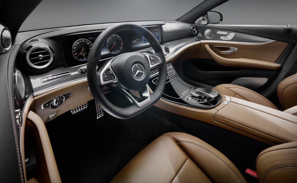 2017 Mercedes E-Class Dashboard Brown