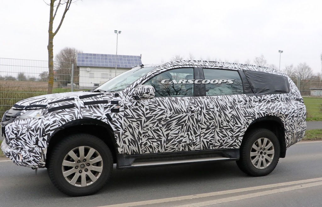 2017 Mitsubishi Pajero Sport Spy Shot