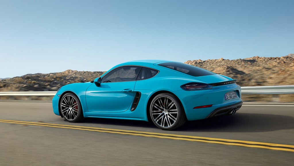 2017 Porsche 718 Cayman Side