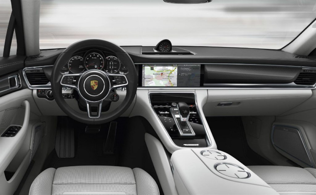 2017 Porsche Panamera Interior