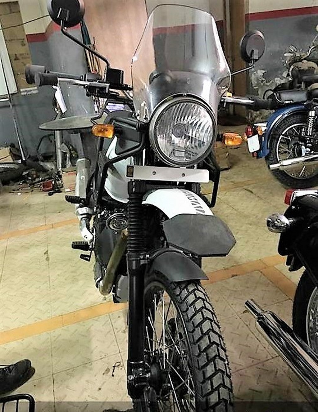 2017 Royal Enfield Himayalan BS4 Front