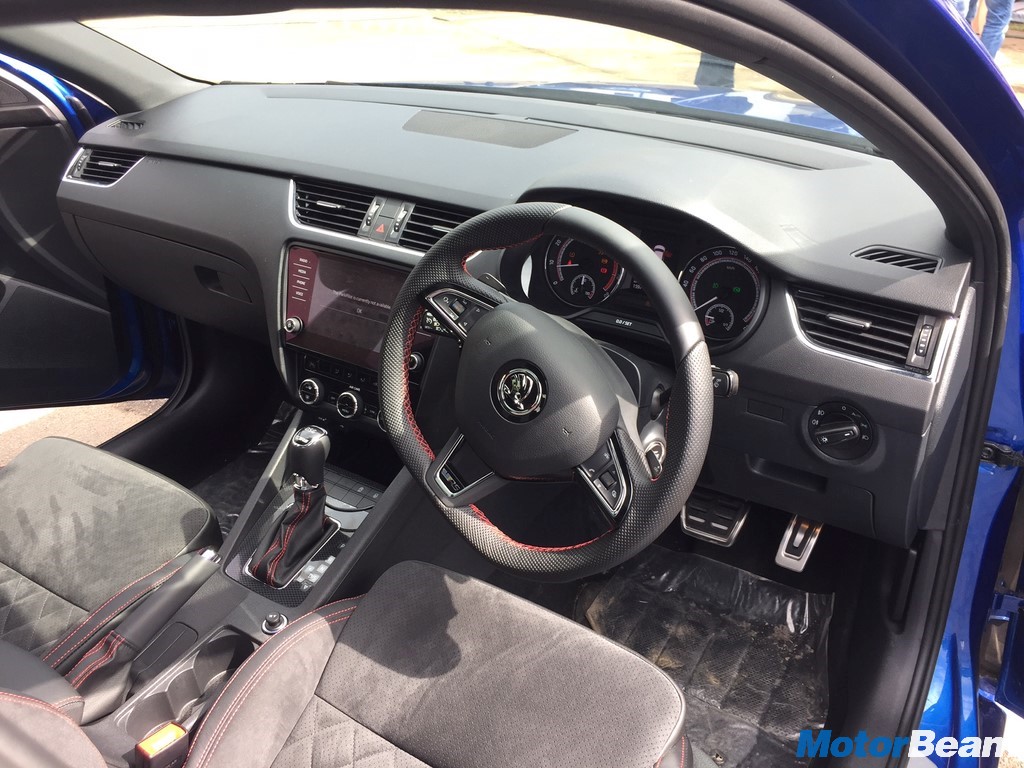 2017 Skoda Octavia RS Interior
