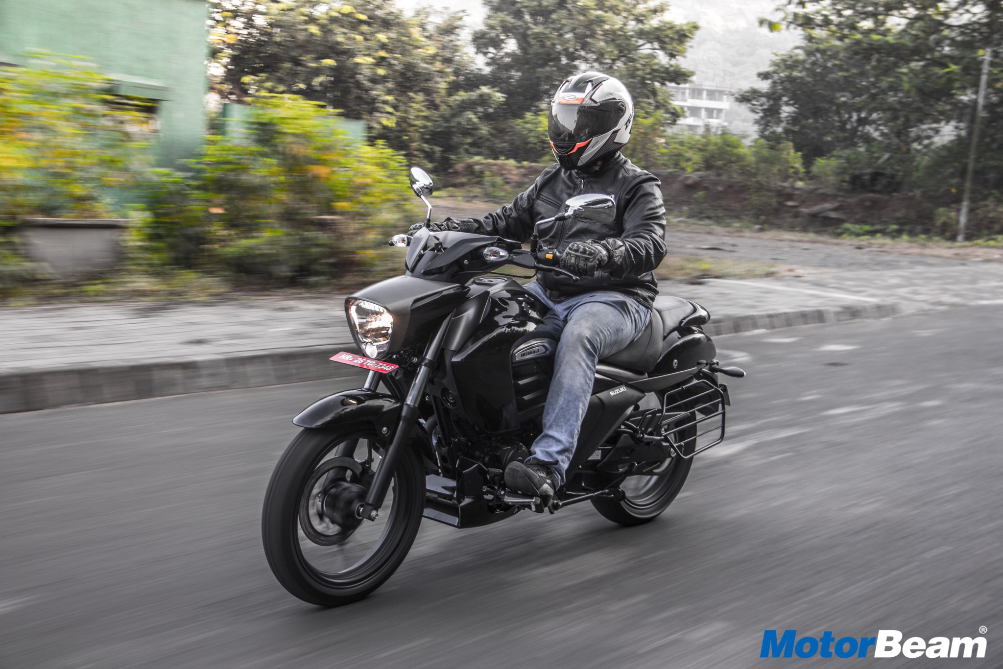 Suzuki VL250 Intruder Review