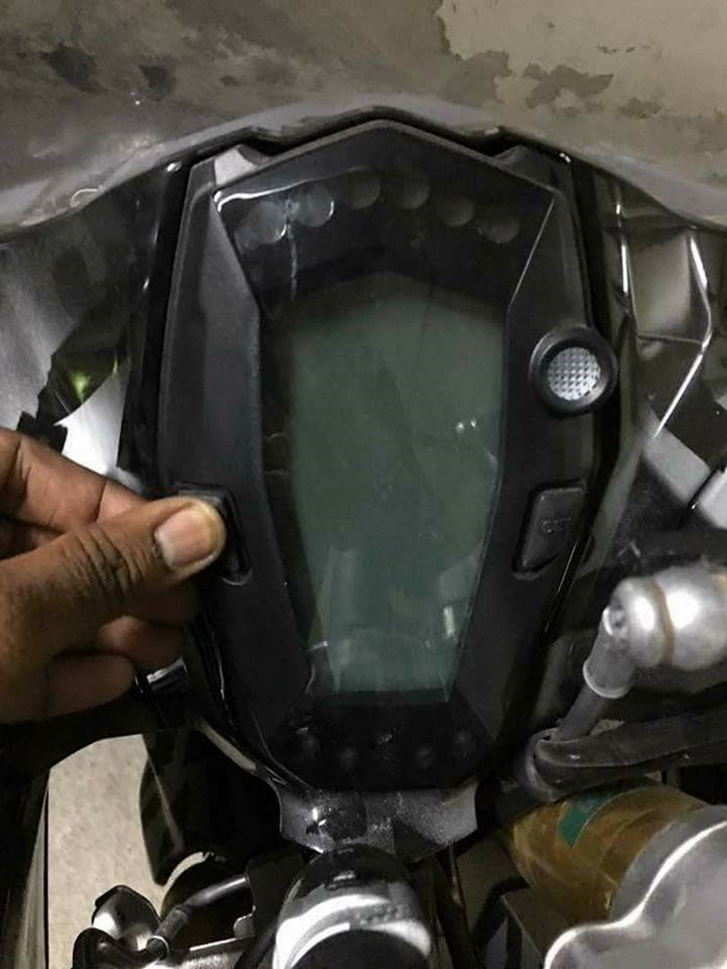 2017 TVS Apache RR 310S Instrument Console