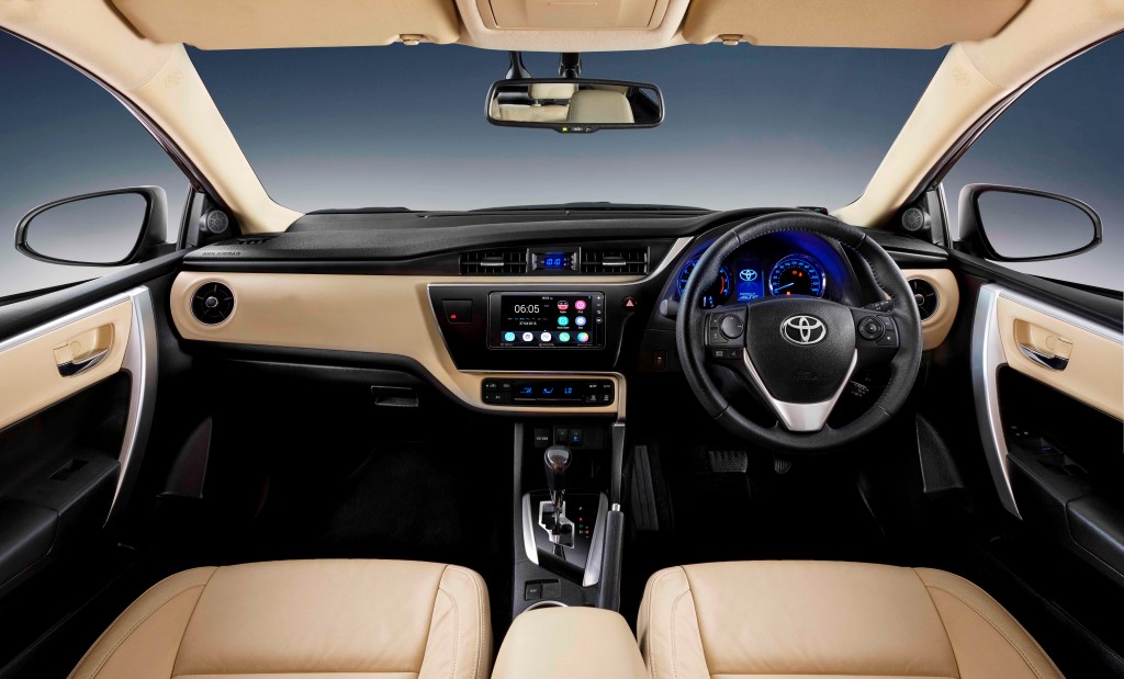 2017 Toyota Corolla Altis Interior