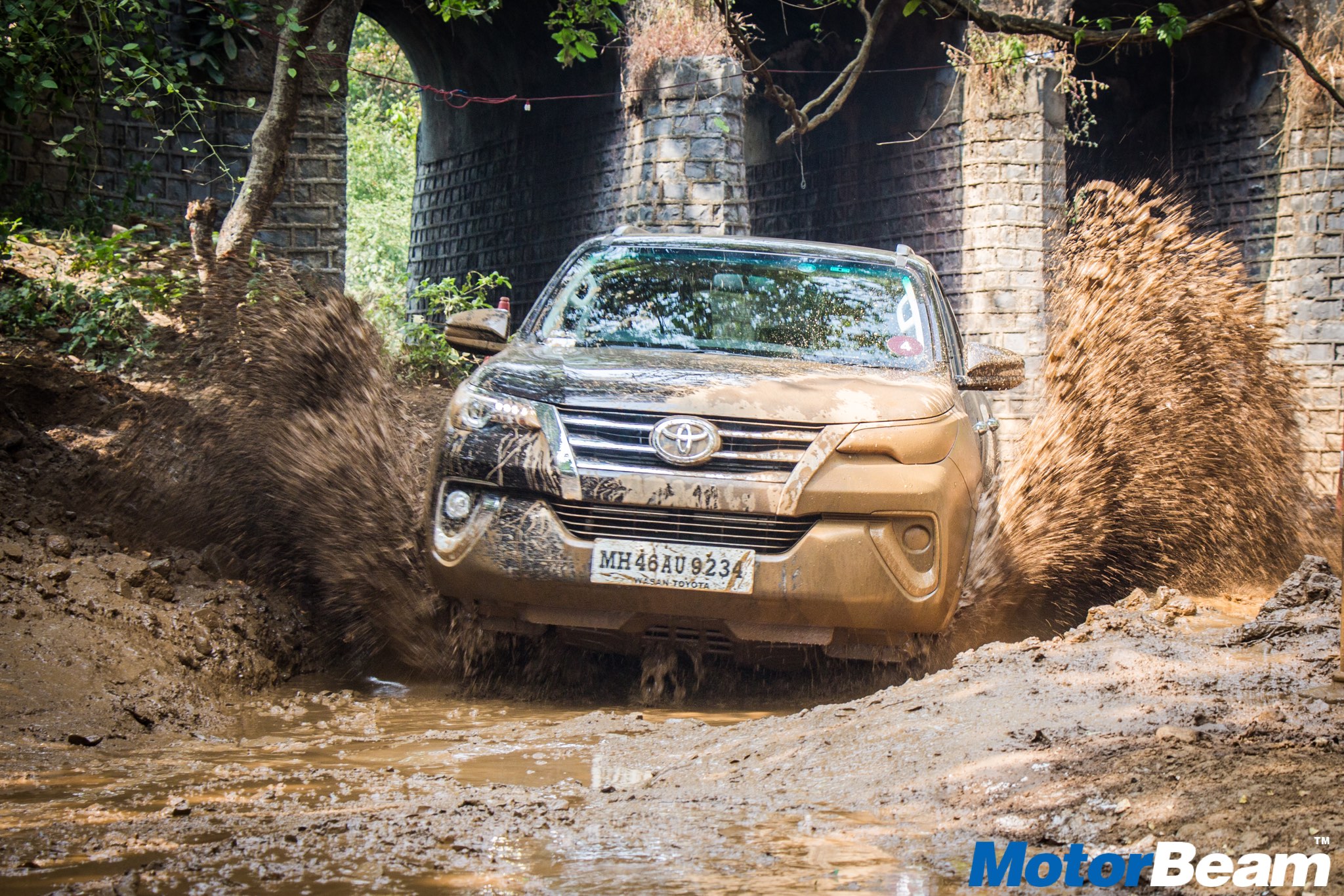 2017 Toyota Fortuner Off-Road